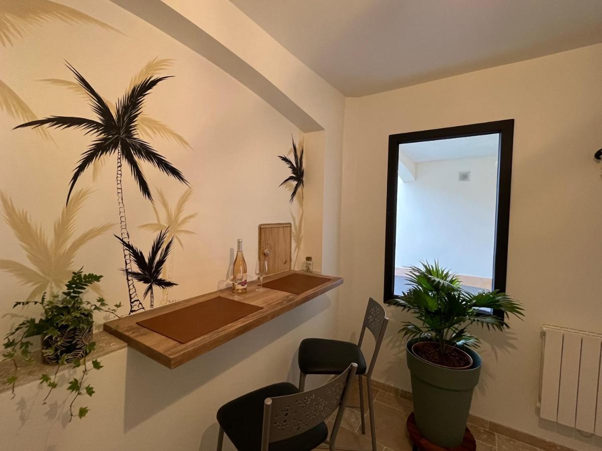 Chambre Au Calme Avec Spa Privatif Gratuit Sud Aveyron Les Palmiers Des Causses Saint-Rome-de-Tarn エクステリア 写真